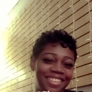 Meet your Posher, Cristina